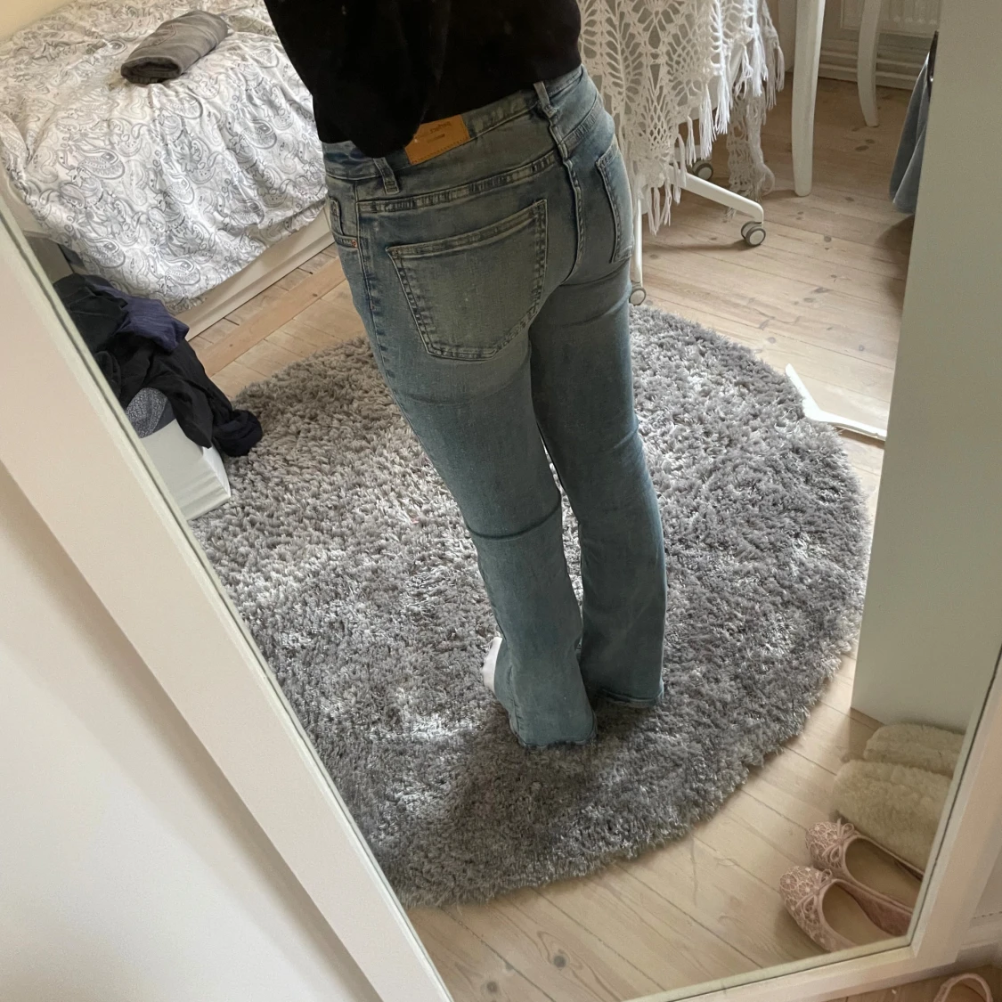 Skitsnygga lowwaist Gina jeans - 2
