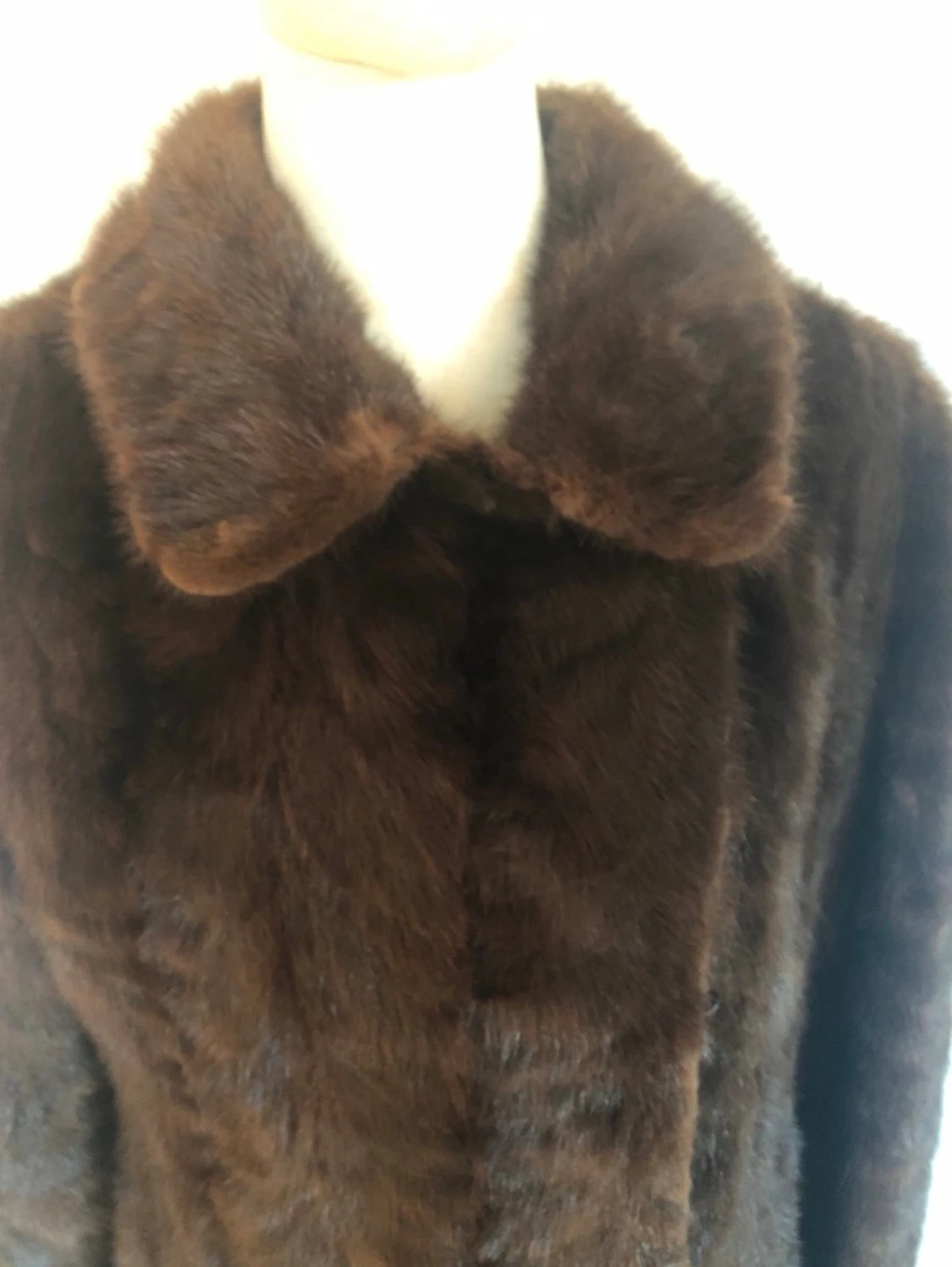 Mörkbrun lång pälsjacka - 3