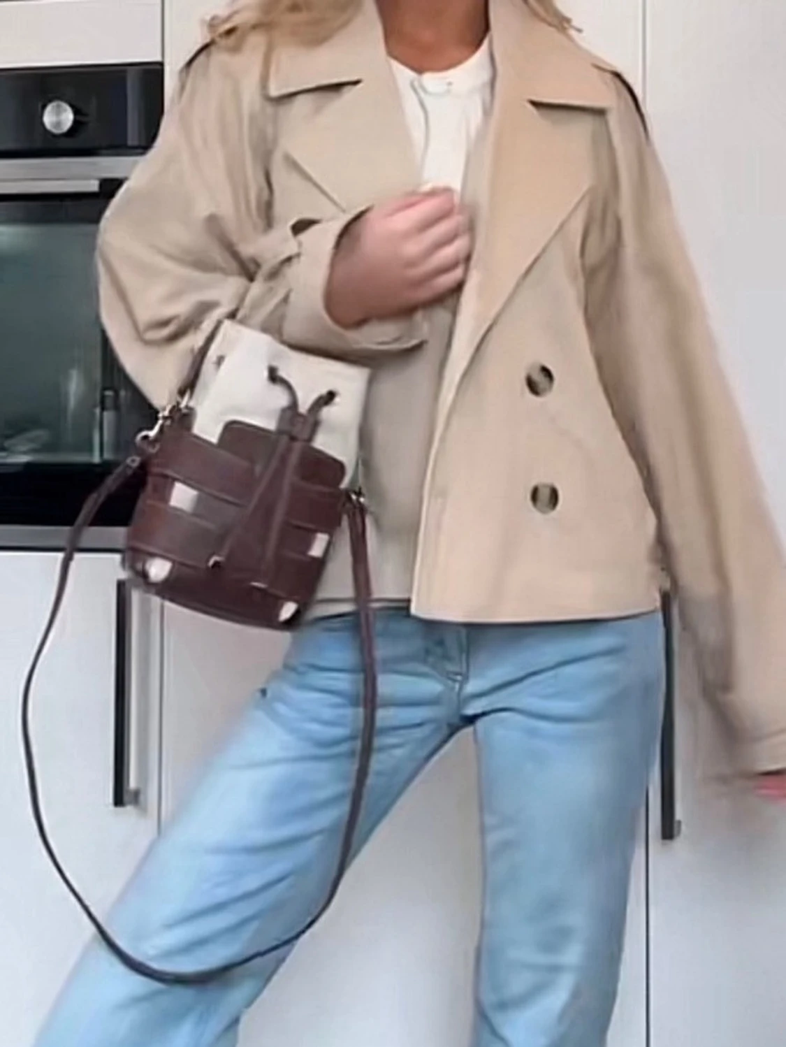 Populär brun bucket bag