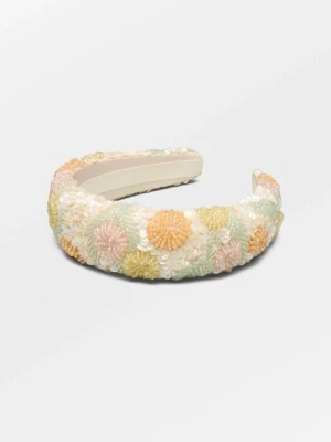 beck söndergaard diadem - säljer detta super drömmiga diademet då jag inte tycker jag passar i diadem🥹helt oöppnat och otestat! nypris 529 + dyr frakt