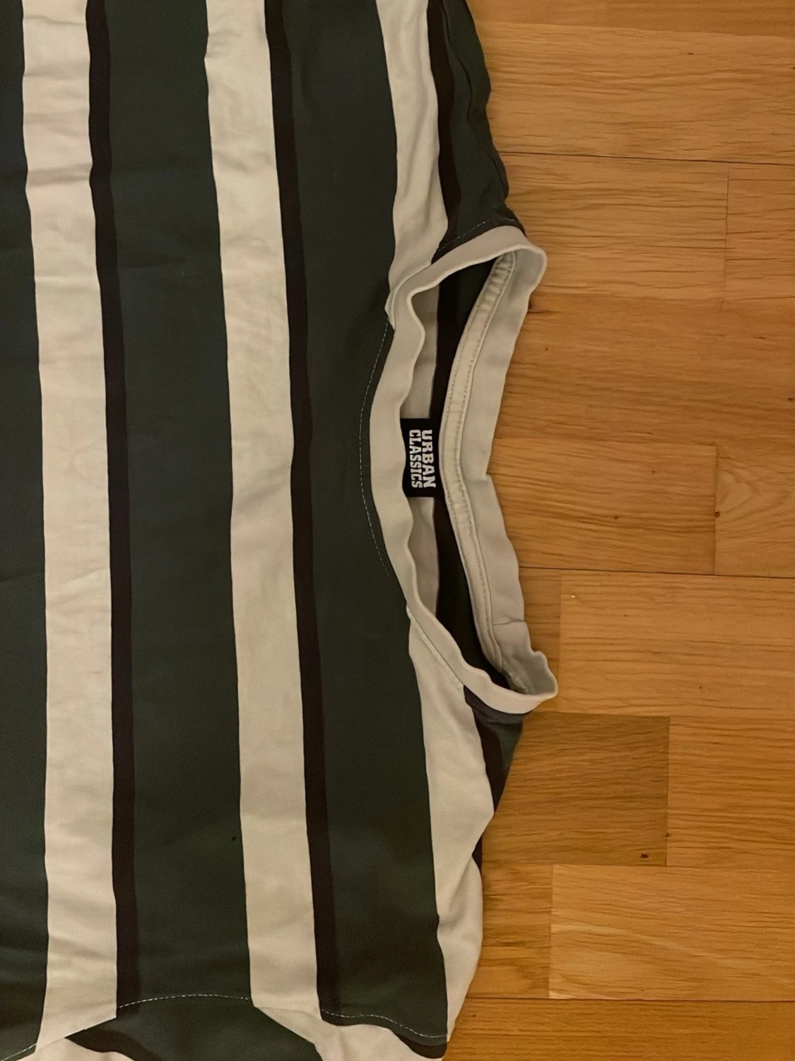 Randig Vintage t-shirt från Urban Classics - 1