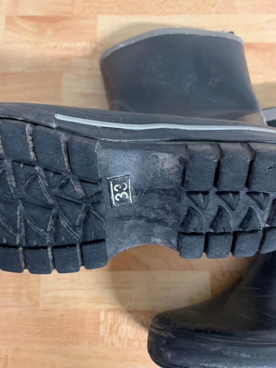 Svarta stövlar med döskalletryck - 1