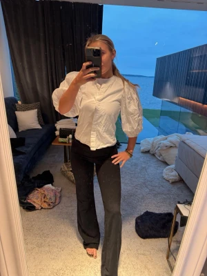 Zara blus  - Vit Zara blus i storlek xs