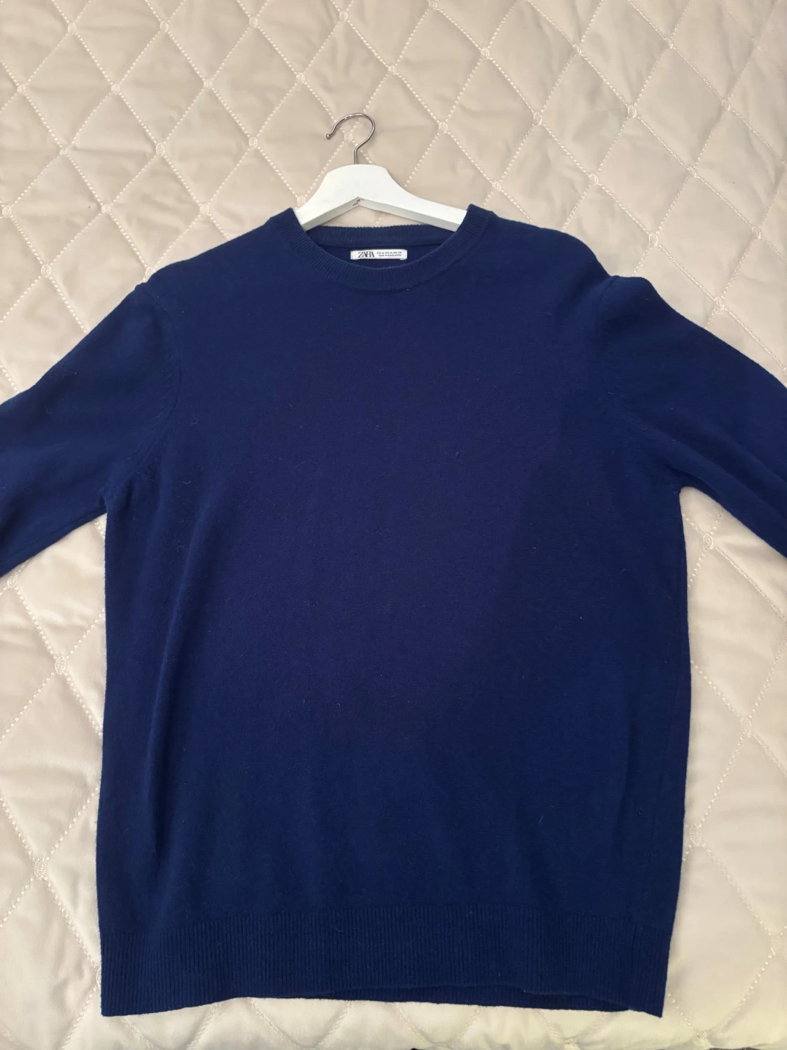 Mörkblå stickad tröja från Zara