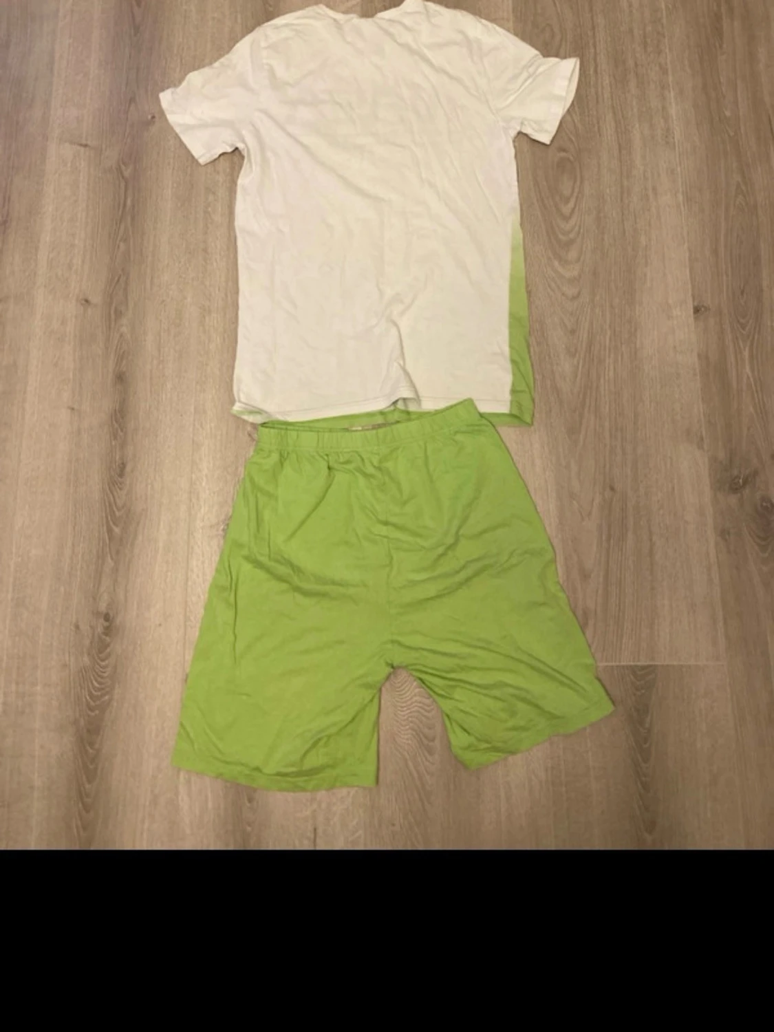 NASA t-shirt från H&M, vit/grön - 1