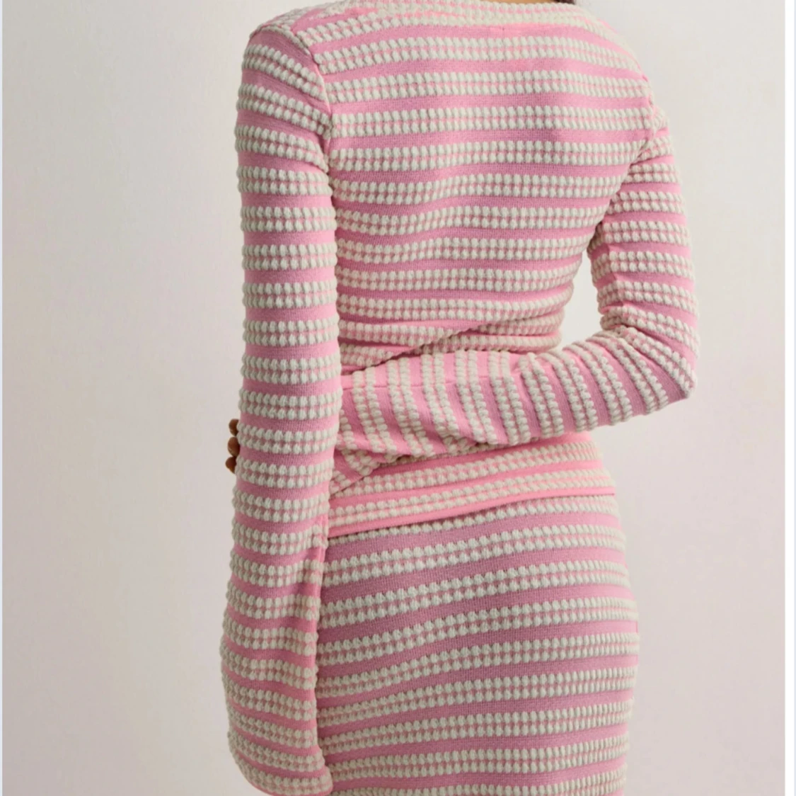 Randigt rosa sett - 1