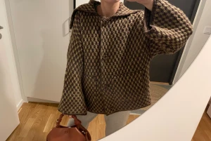 Trendig kofta ZARA - Trendig knitted cardigan från ZARA i nyskick! 