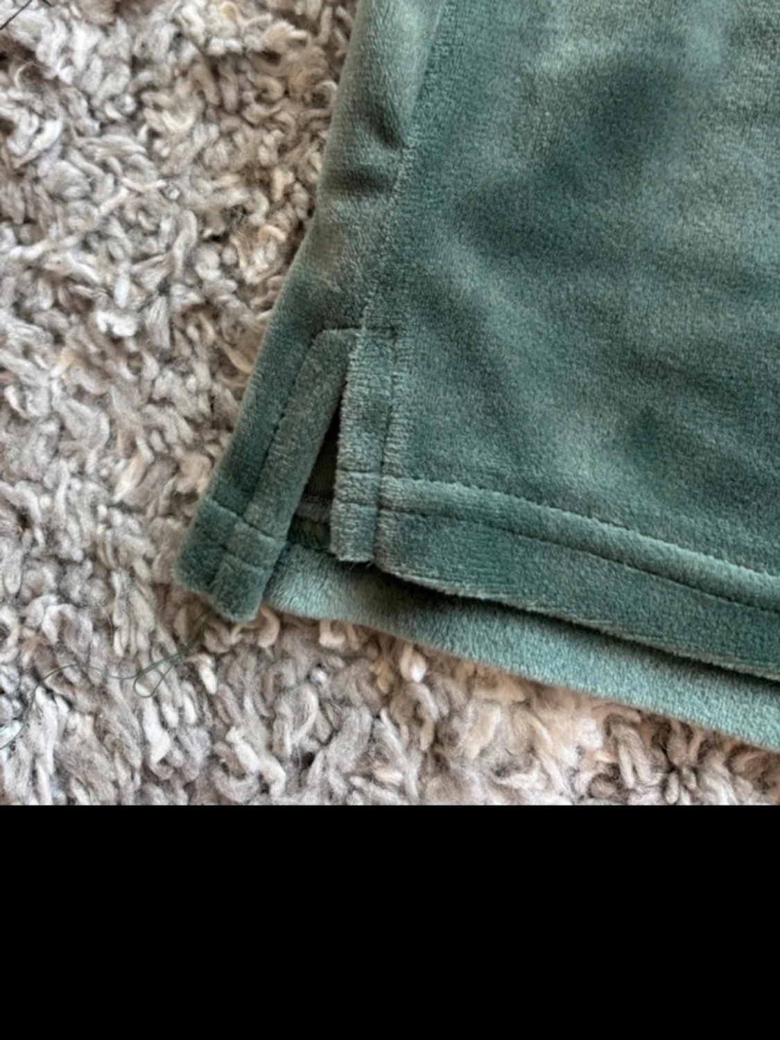 Grön croppad t-shirt från Brandy Melville - 3