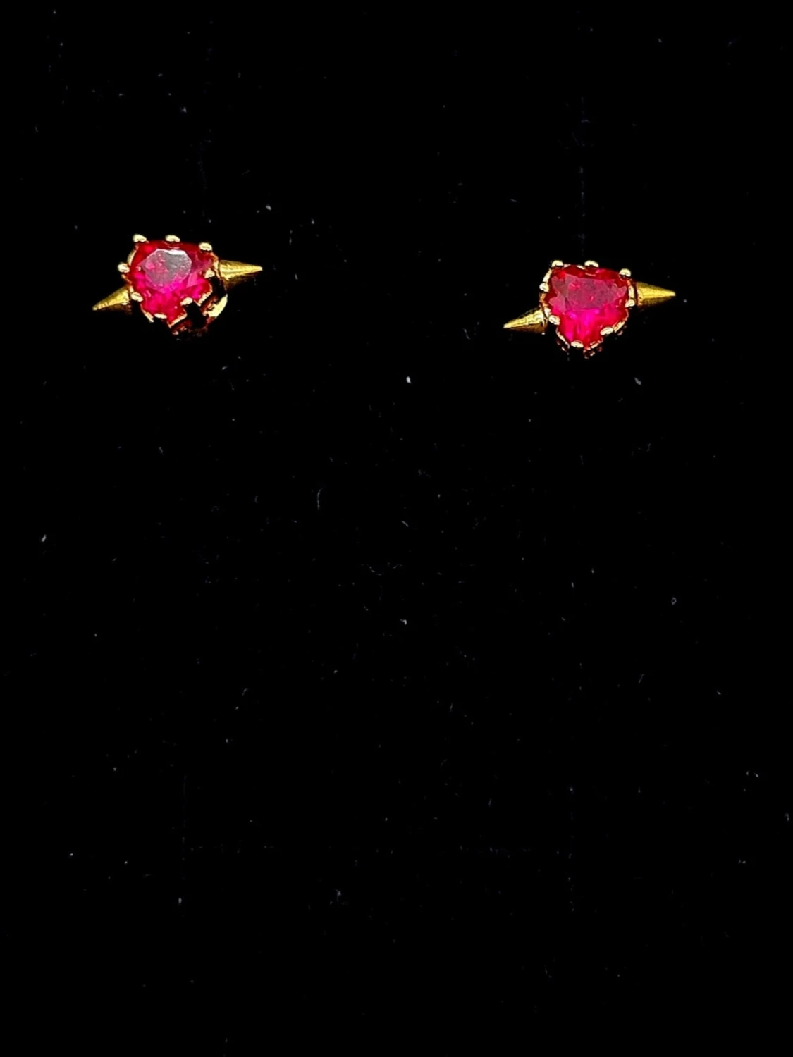 Silver 925 örhängen med röda hjärtan