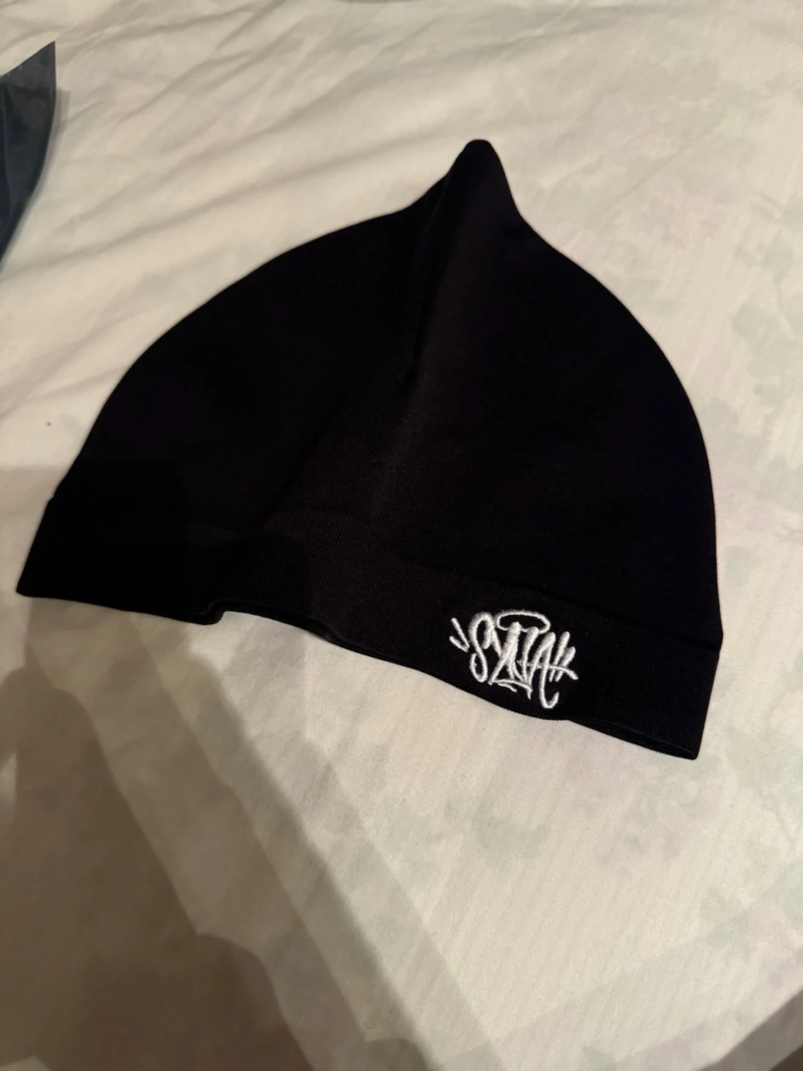 Svart mössa Syna - 2