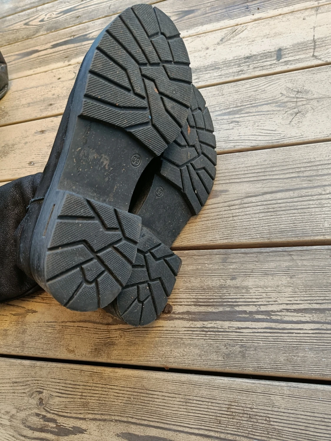 Svarta boots i skinn med dragkedja - 1