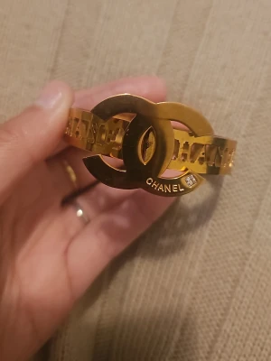 Armband - Armband i brons färg