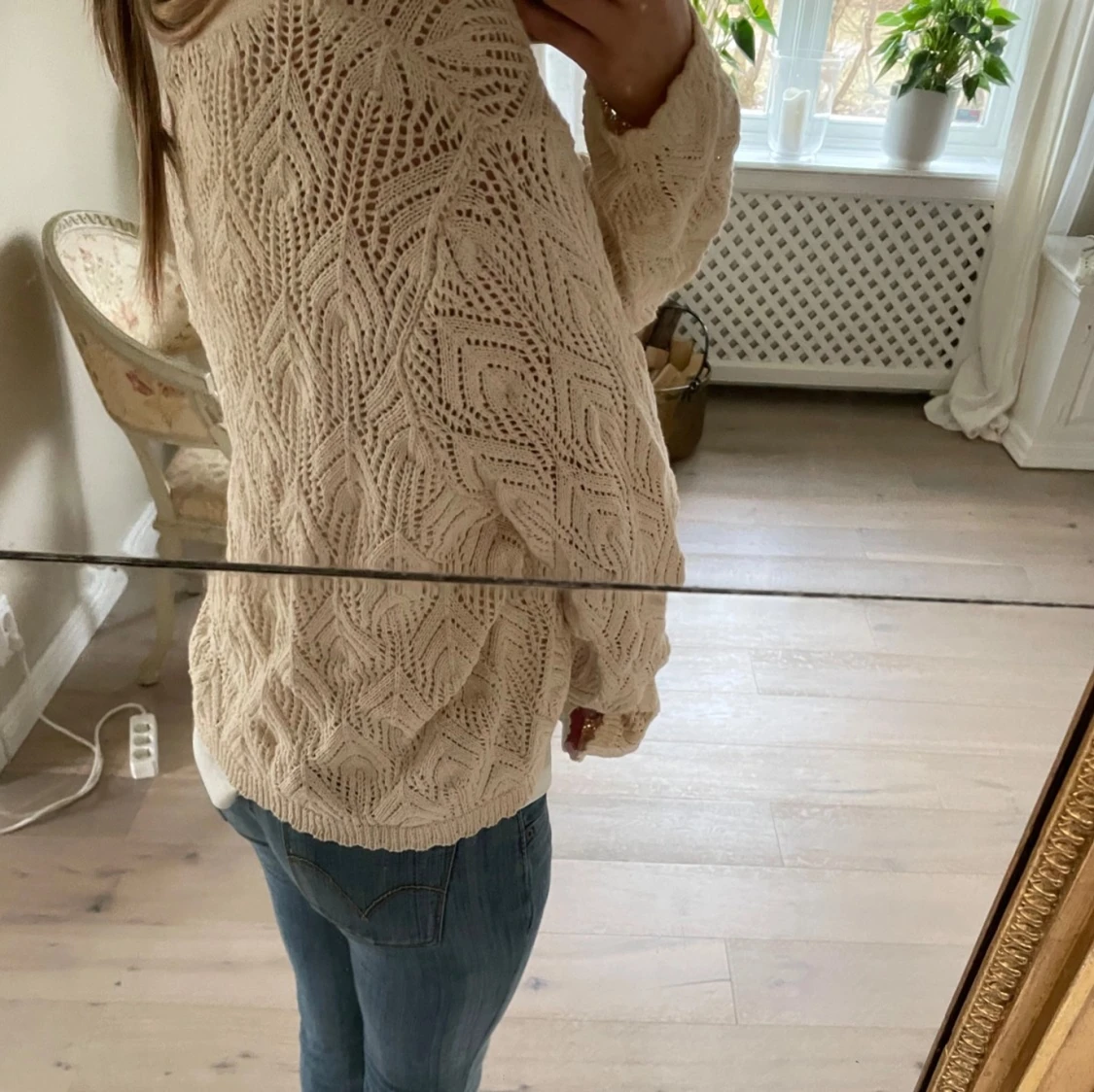 Beige stickad kofta från Lindex - 2