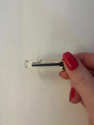 Parfym - Ny parfym från essnce i doften skyfall mystery. Liknar alien mugler