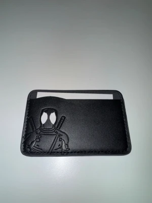   Deadpool Plånbok - 📦 Skickas alltid inom 24h 💬 Snabb och trygg kommunikation En liten detalj som lyfter hela din stil ✨ 
