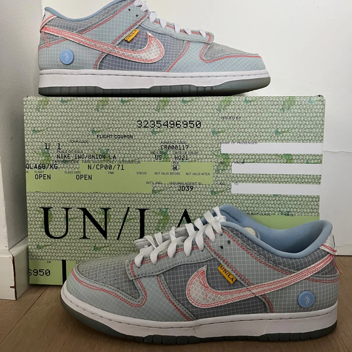 Nike Dunk Low UN/LA Union