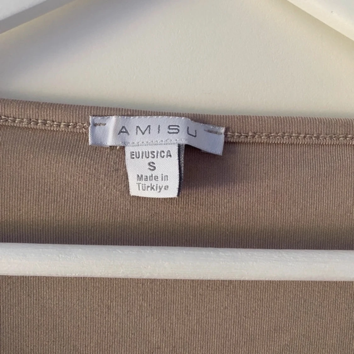 Beige långärmad topp  - 2