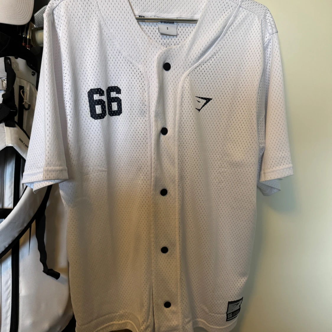 Gymshark sports jersey - 1