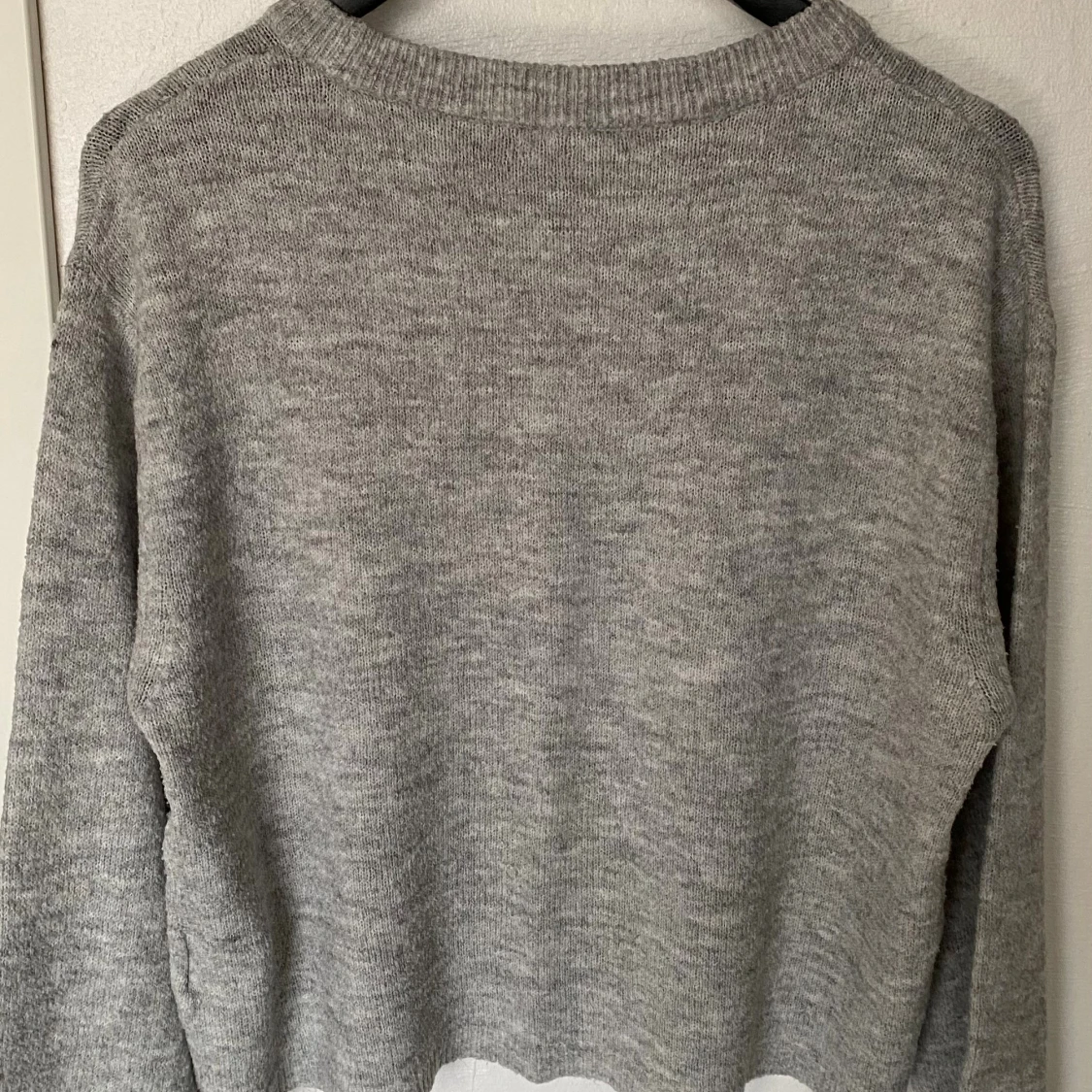 Grå stickad tröja från 157 - 1
