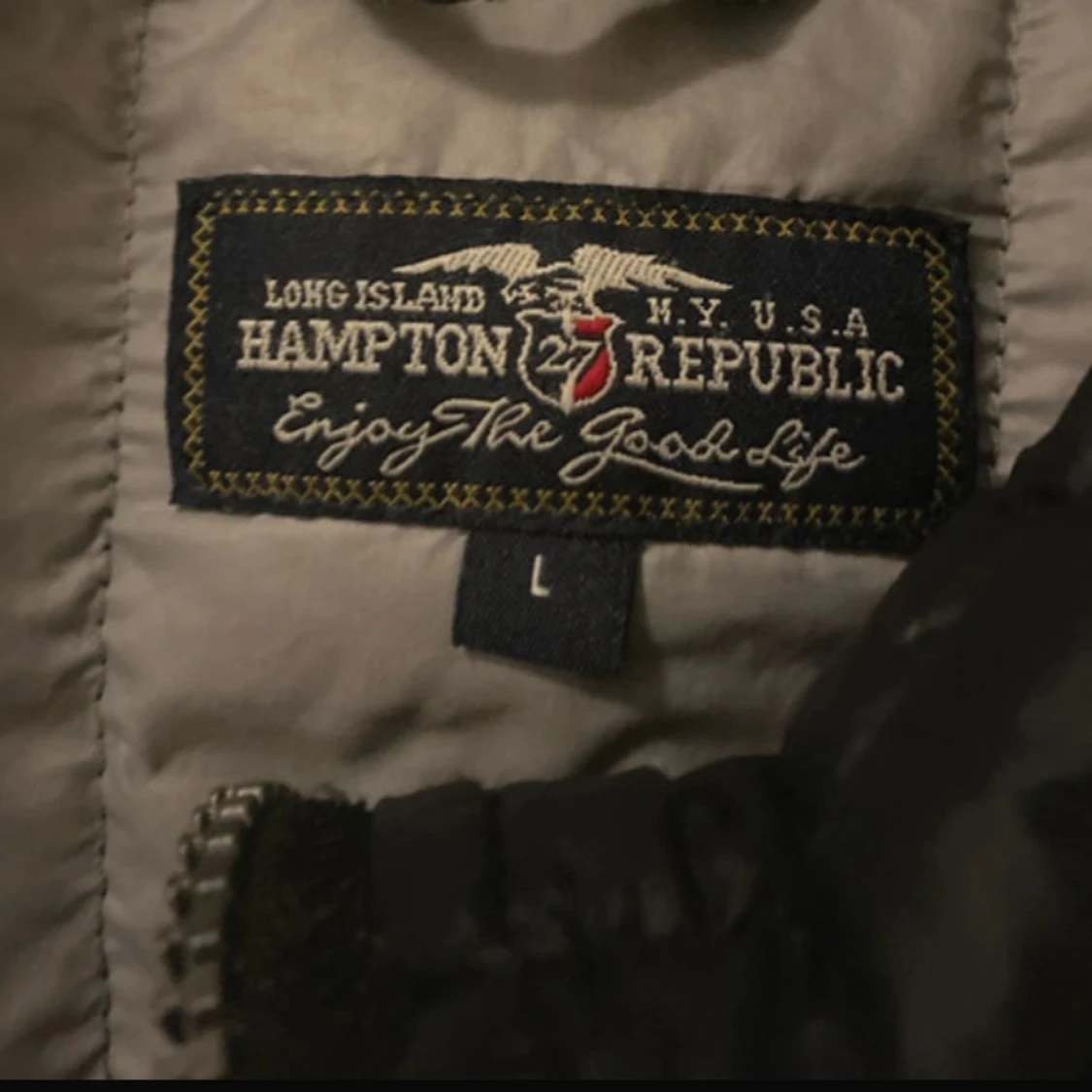 Svart pufferjacka från Hampton Republic - 1