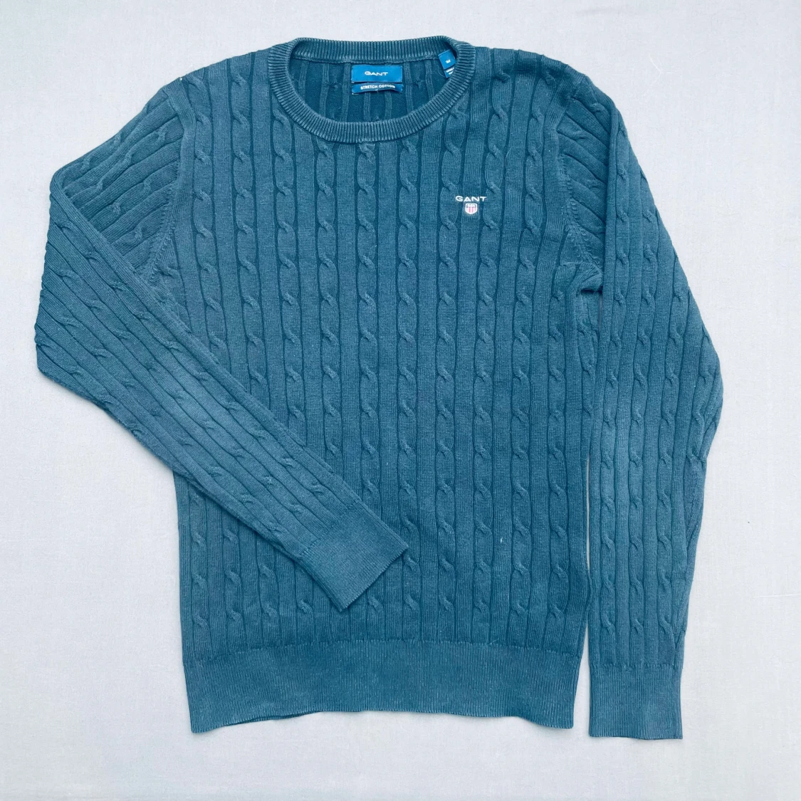 Blå kabelstickad tröja från GANT