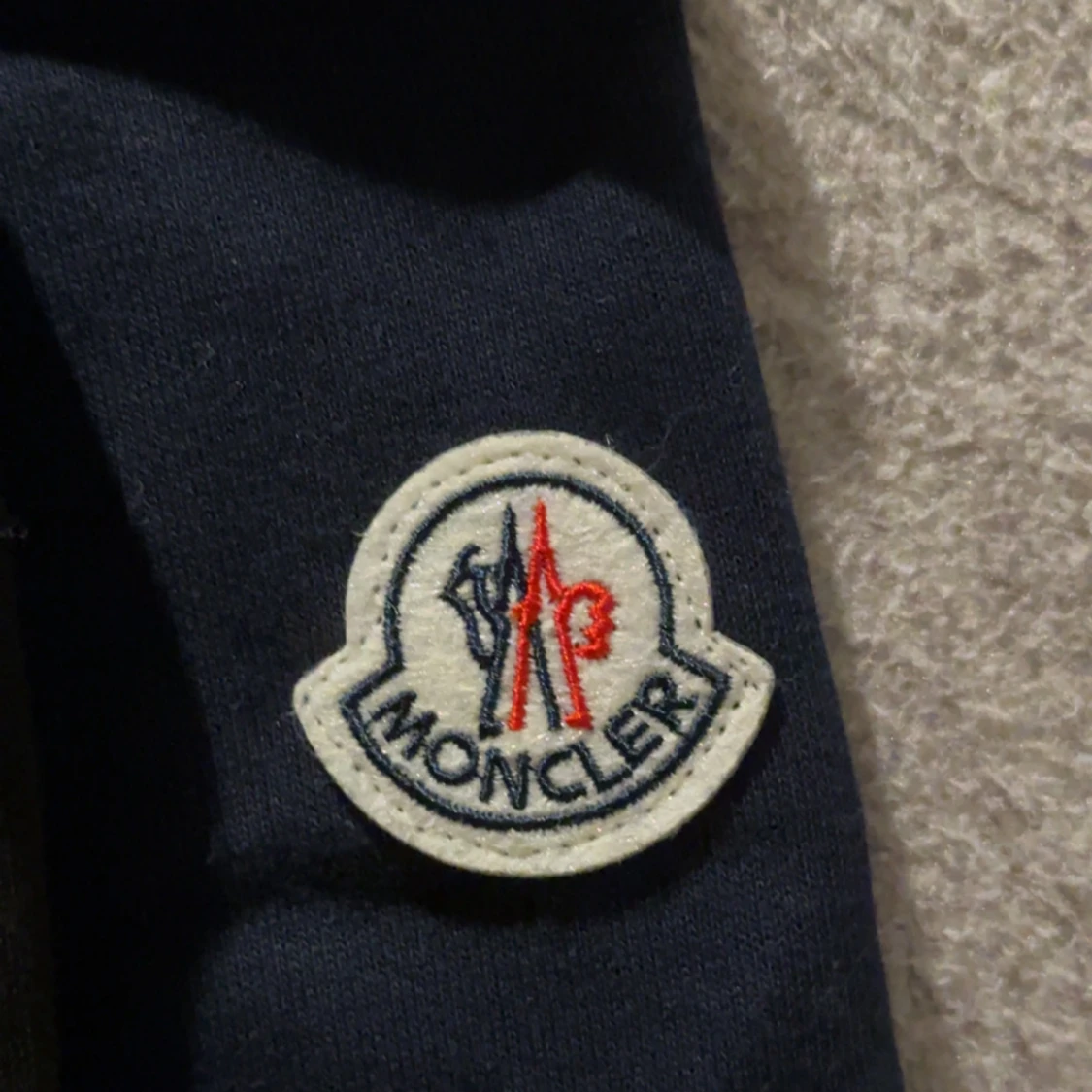 Mörkblå sweatshirt från Moncler - 2