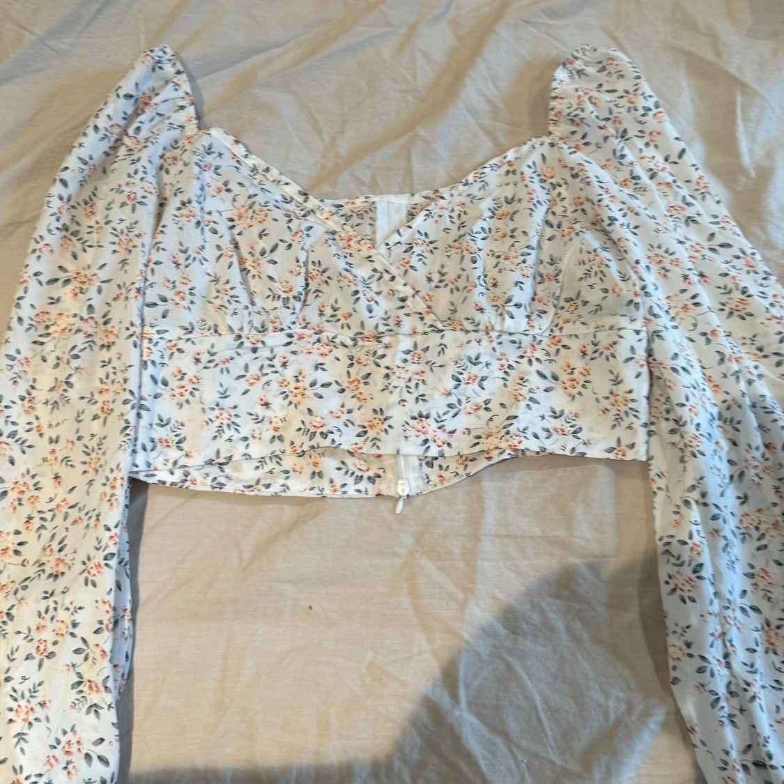 Blommig croppad blus - 2