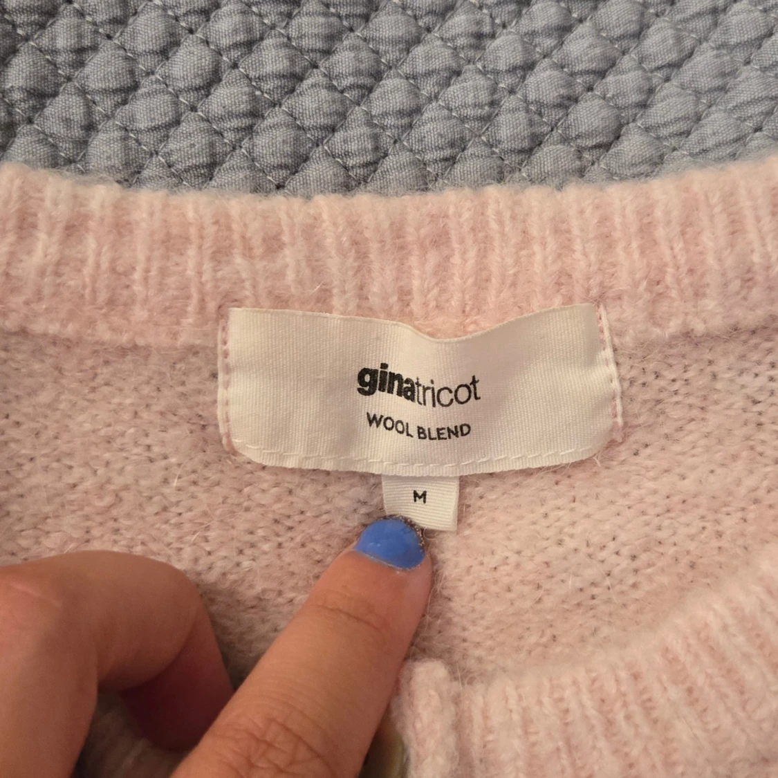 Stickad kofta från Gina  - 2