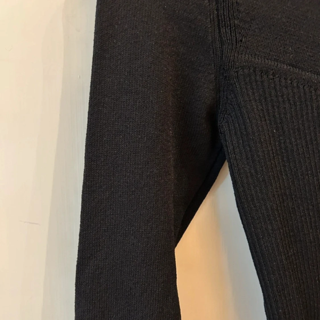 Svart ribbad långärmad tröja Lindex - 3