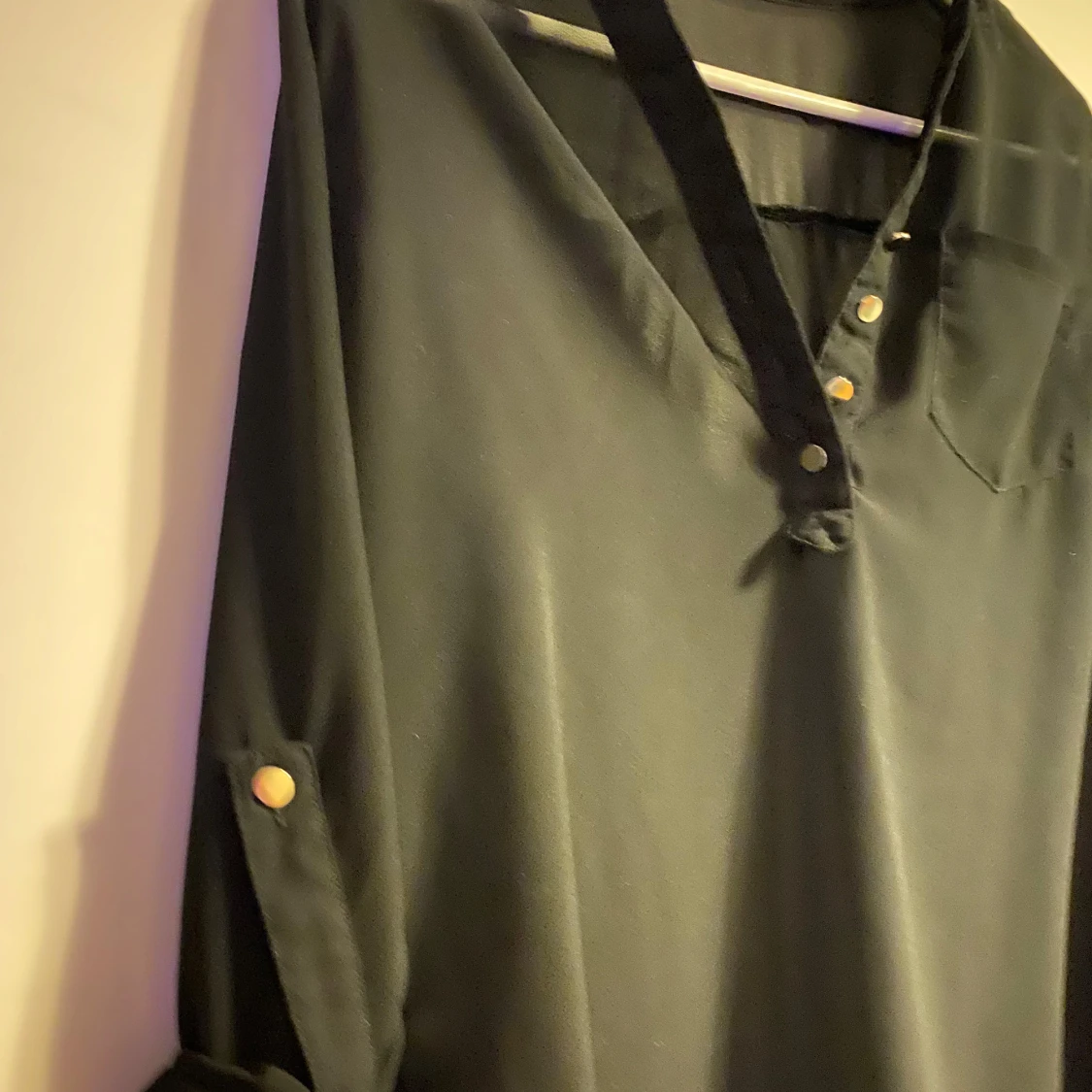 Svart henleyblus från Zanzea - 4