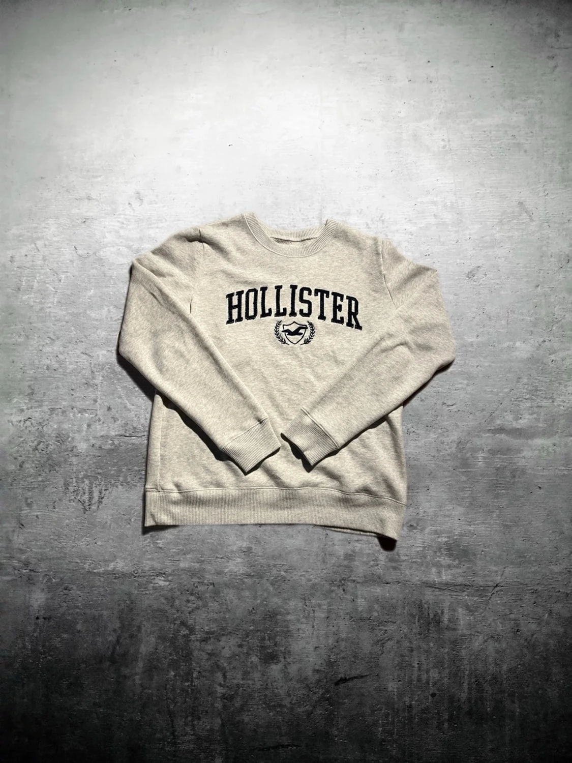 Hollister sweater