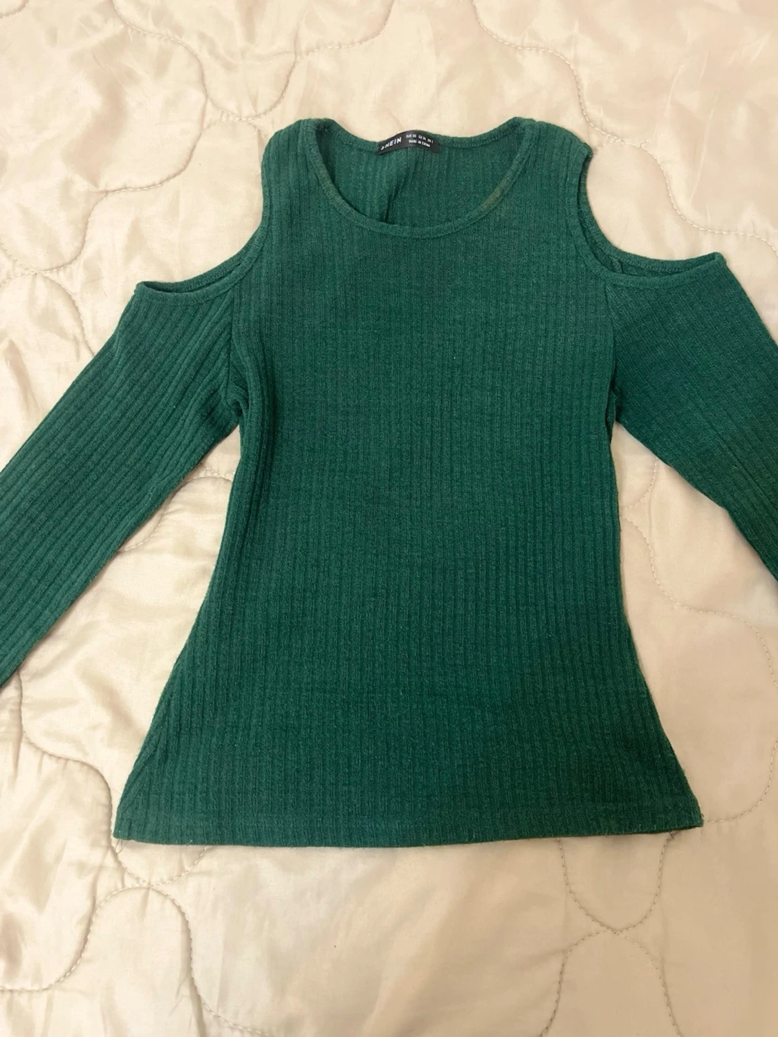 Grön ribbad offshoulder tröja från Shein