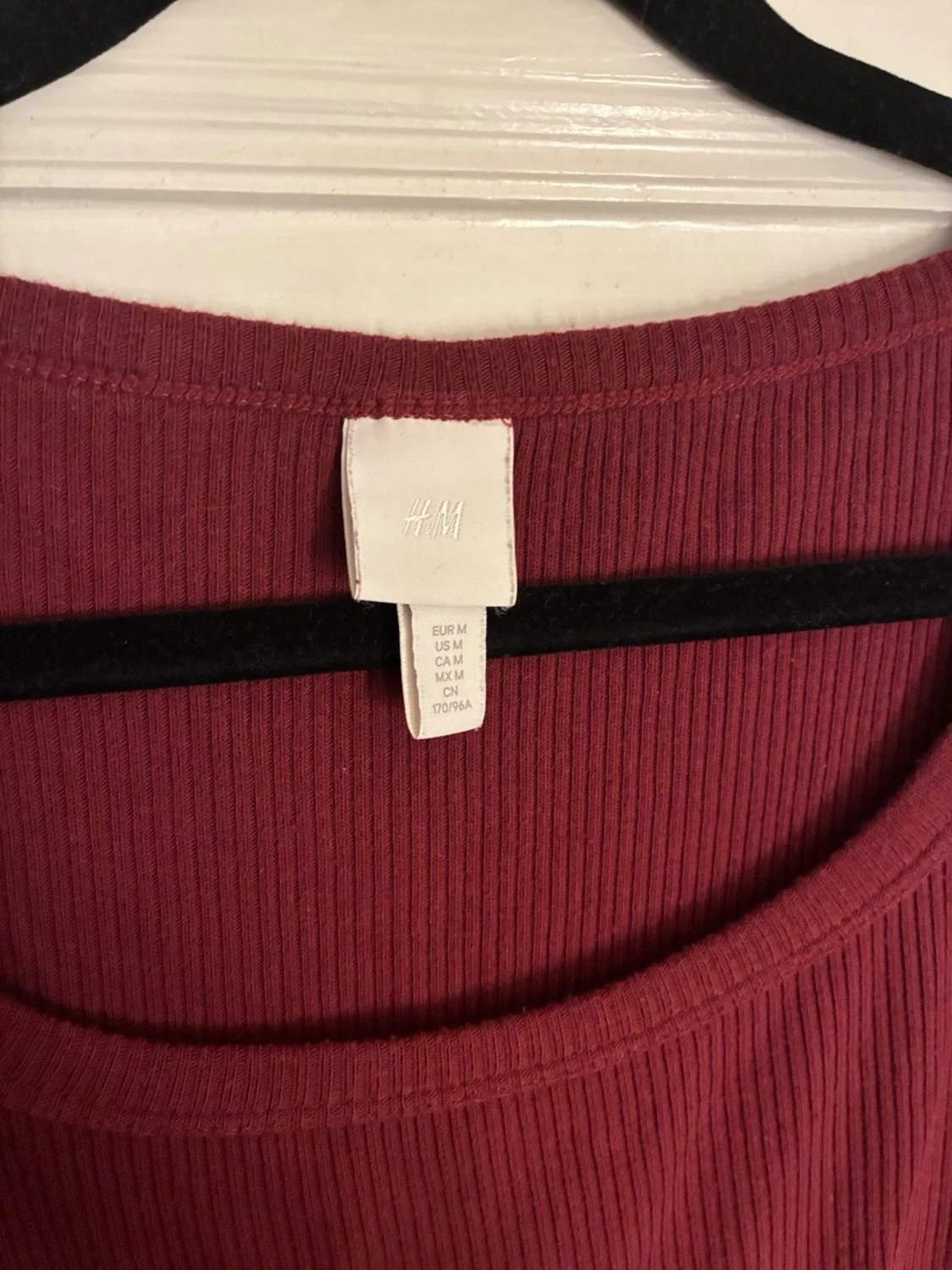 Vinröd ribbad långärmad topp H&M - 1