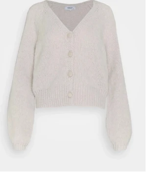 Beige stickad kofta från ONLY - Jätte fin beige stickad kofta från only som är i storlek S men sitter som XS ❤️