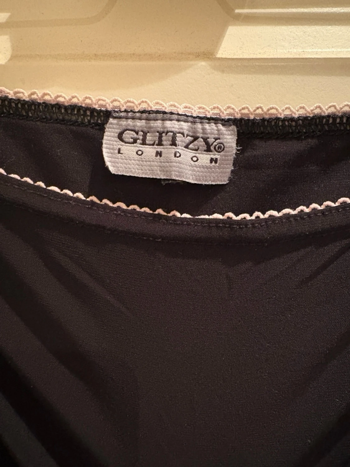 Svart volangkjol från Glitzy London - 1