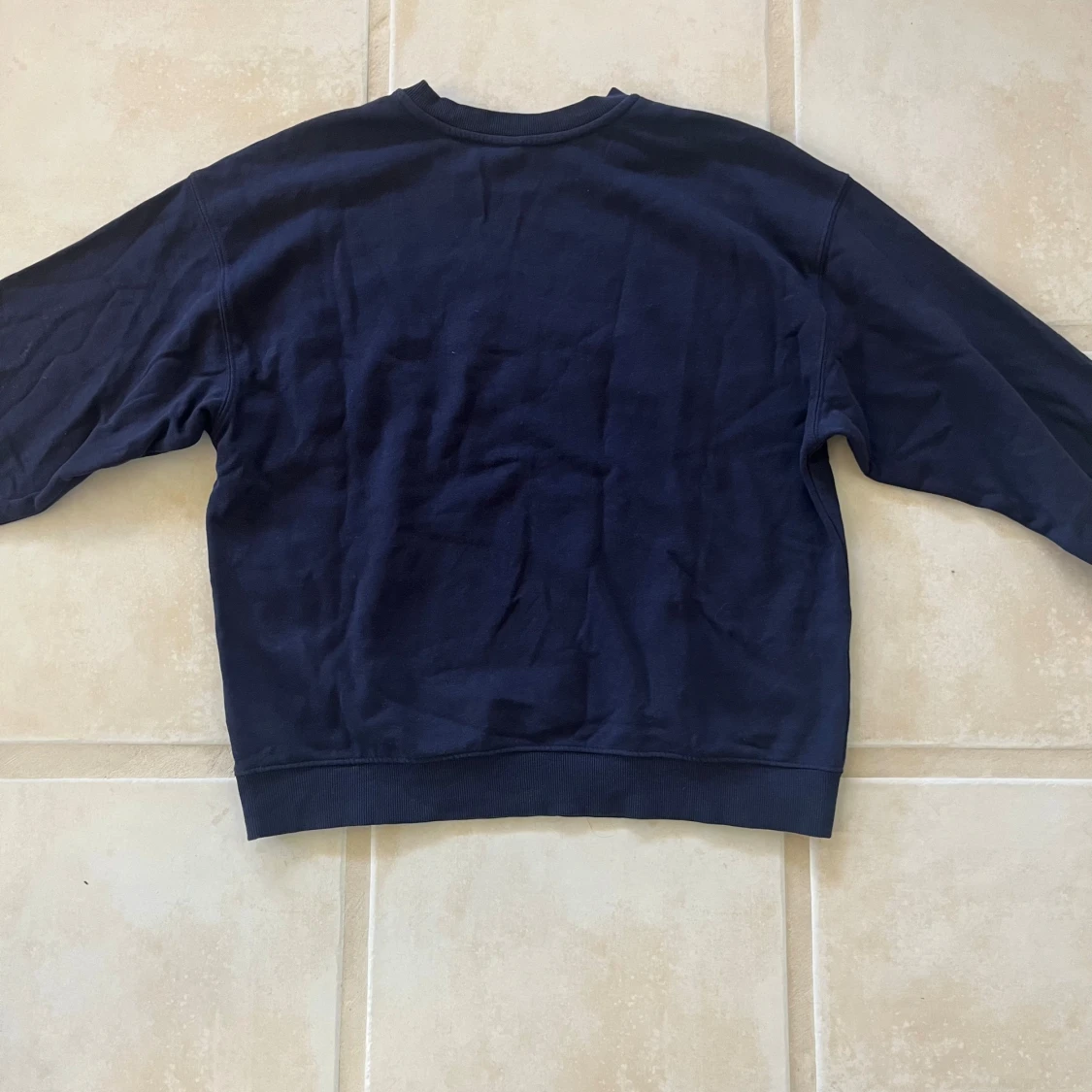 Mörkblå sweatshirt Chamonix H&M Divided - 2