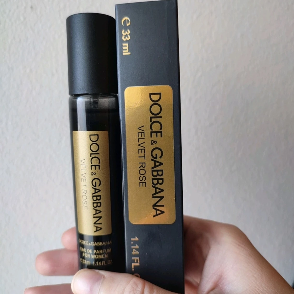 Dolce & Gabbana Velvet Rose Perfume