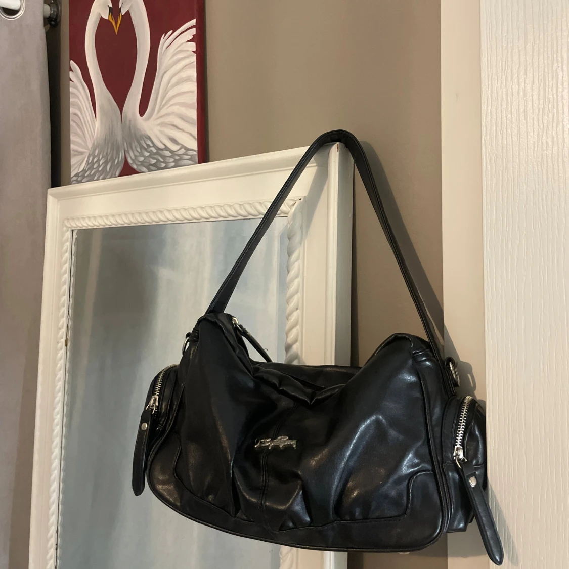 Svart axelväska från L.Credi i skinn - 4