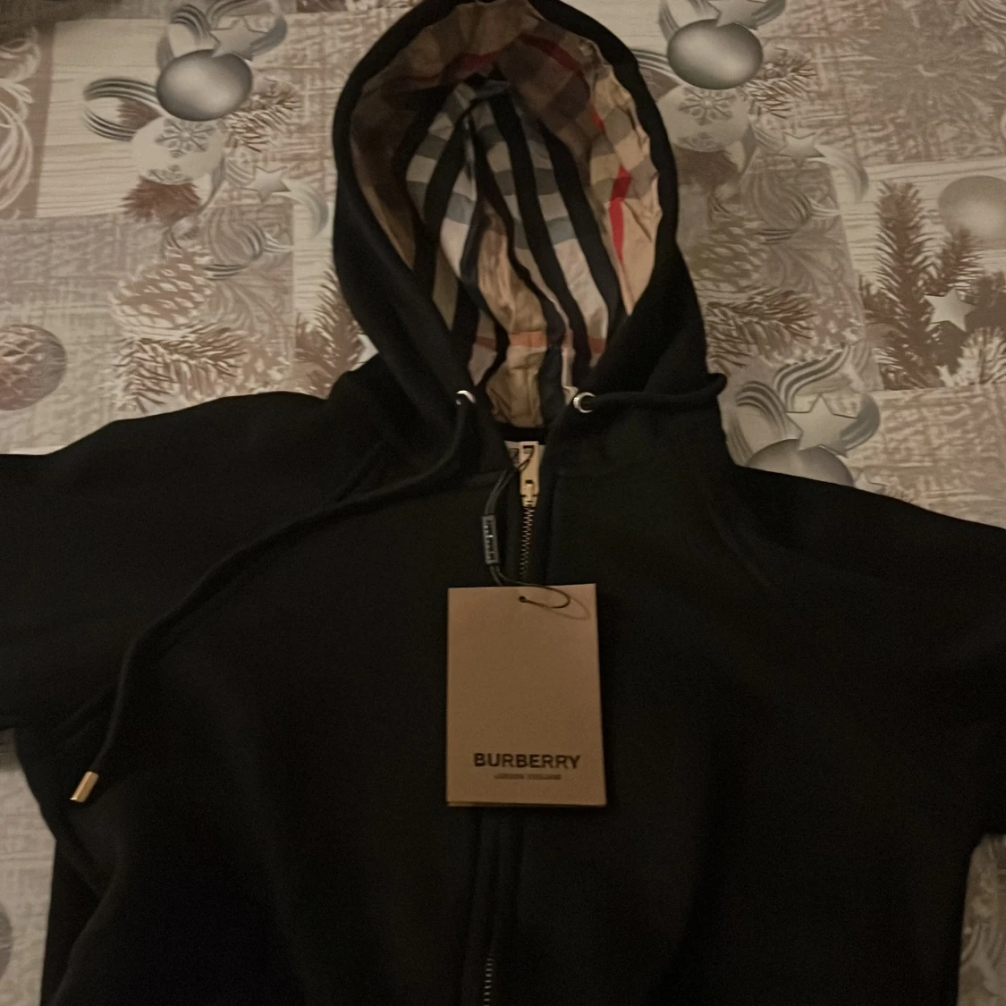 Svart hoodie från Burberry - 4