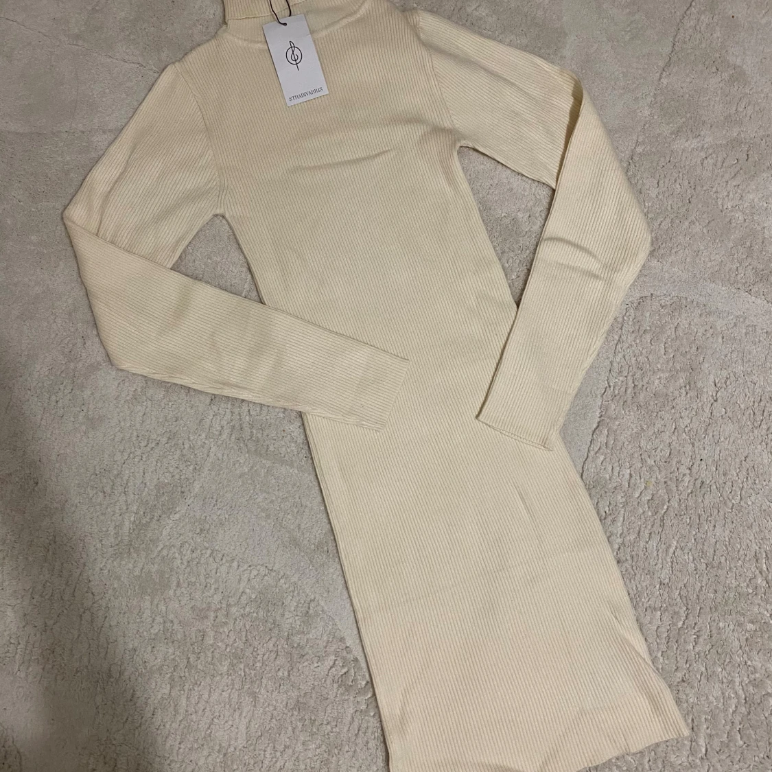 Beige ribbad långklänning Stradivarius - 1