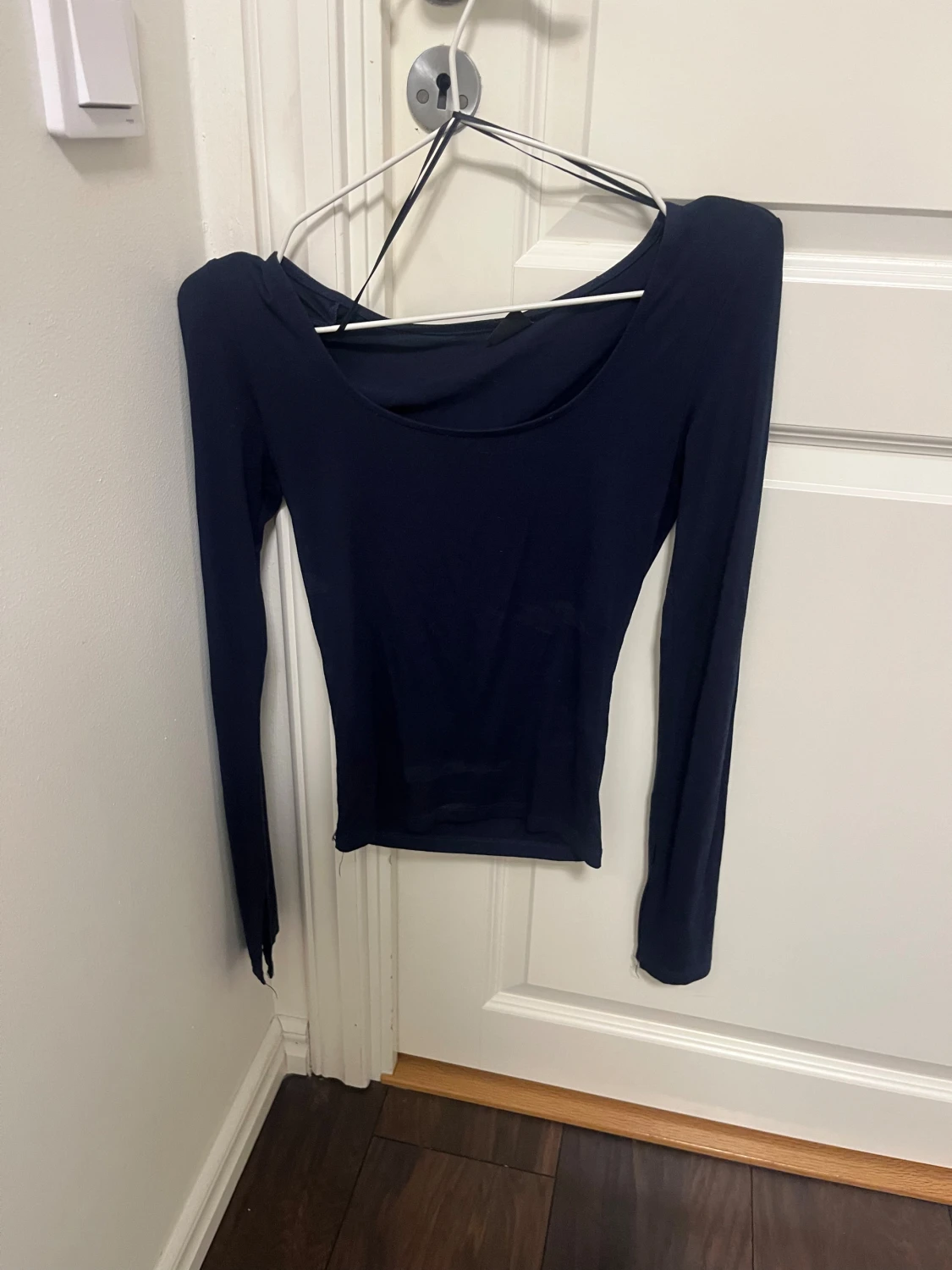 Mörkblå långärmad topp Gina Tricot XS