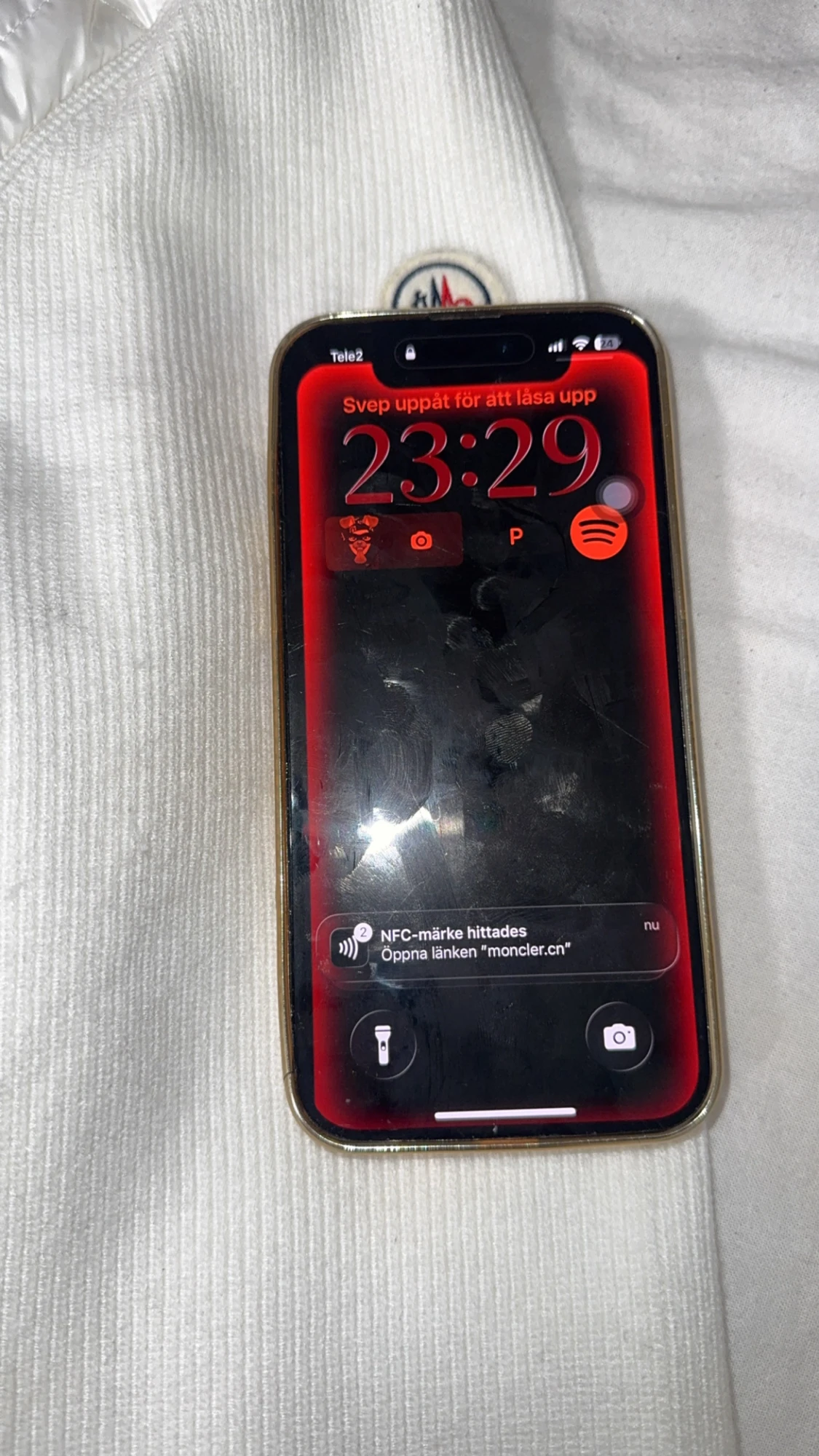 Vit pufferjacka från Moncler - 3