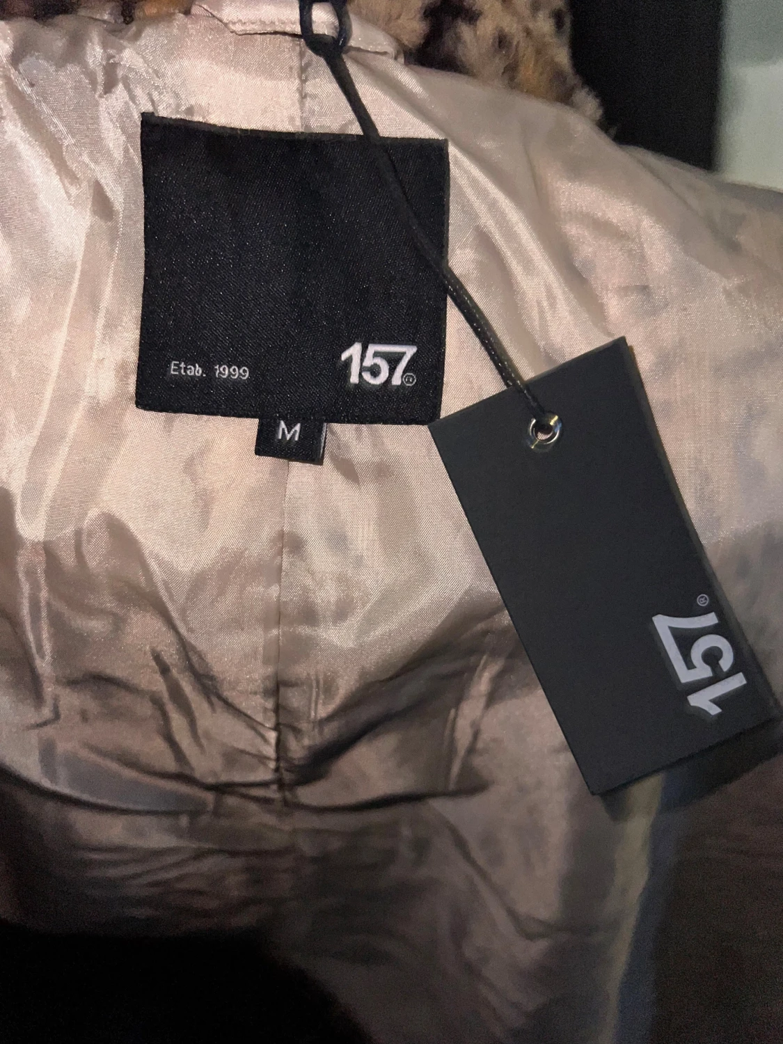 Leopardmönstrad pälsjacka - 5