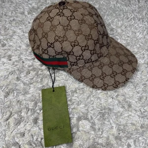 carvan gucci keps - Hem-leverans 1-3 arbetsdagar (postnord).