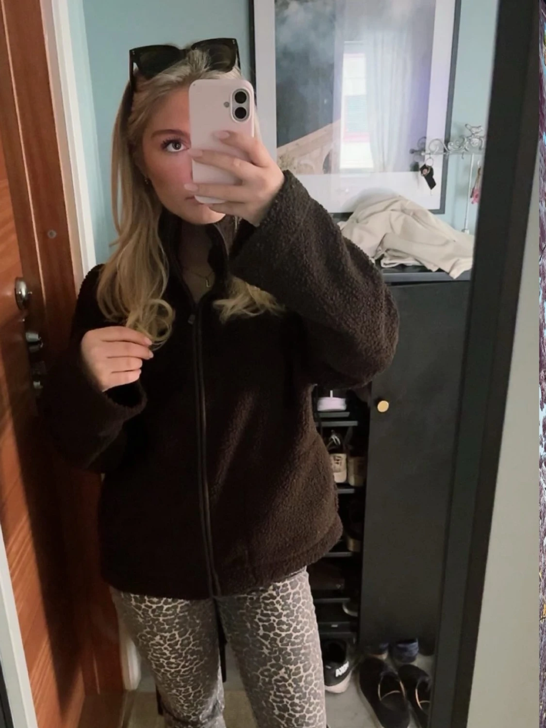 Mörkbrun teddyjacka