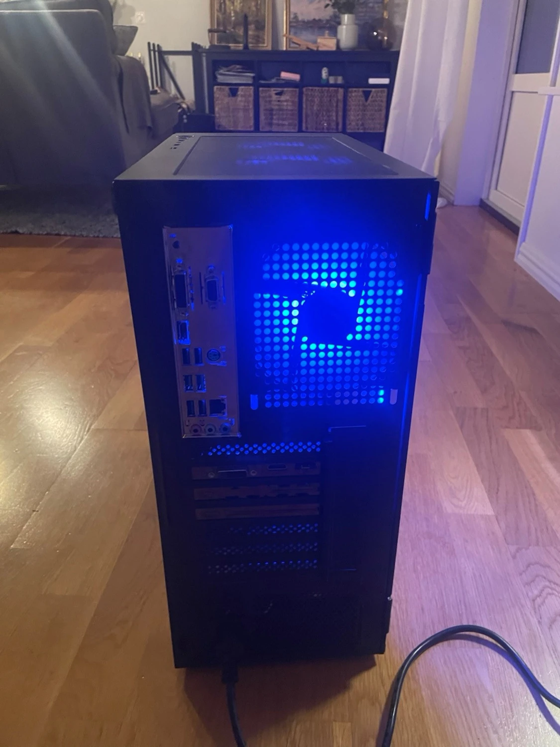 Stationär gamingdator med RGB-fläktar - 4