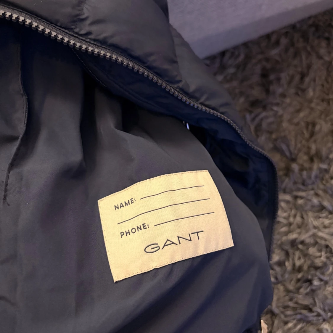 Svart dunväst från GANT - 2