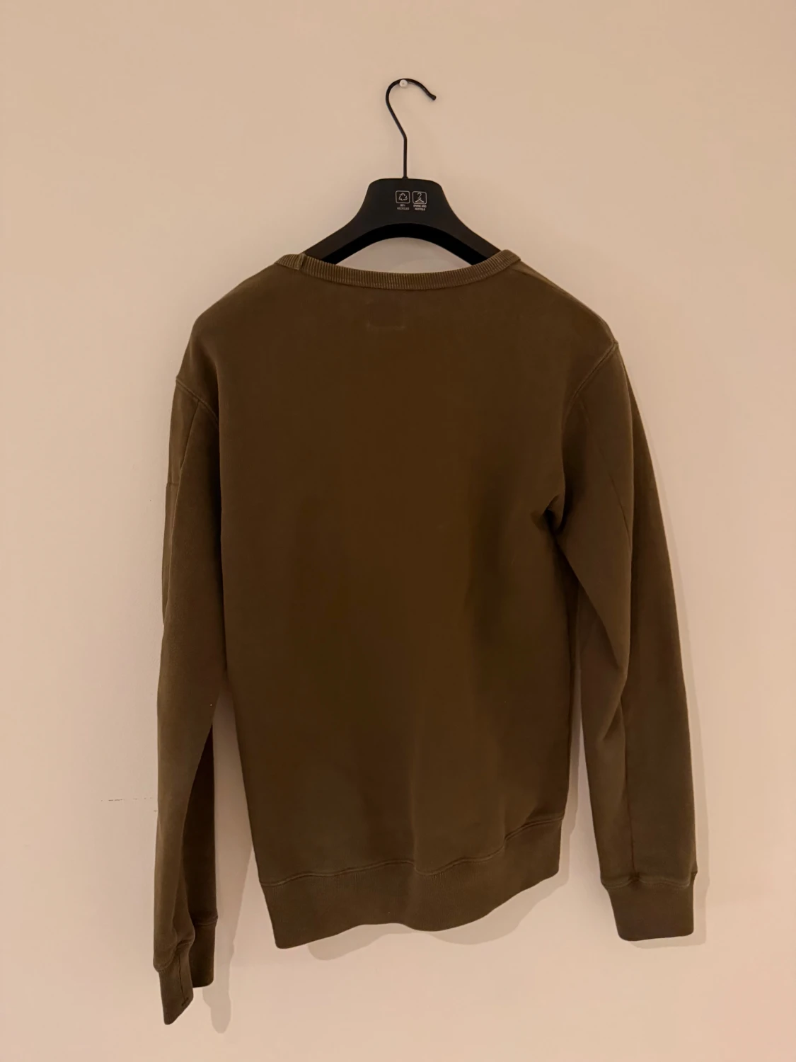 Olivgrön sweatshirt från C.P. Company - 1