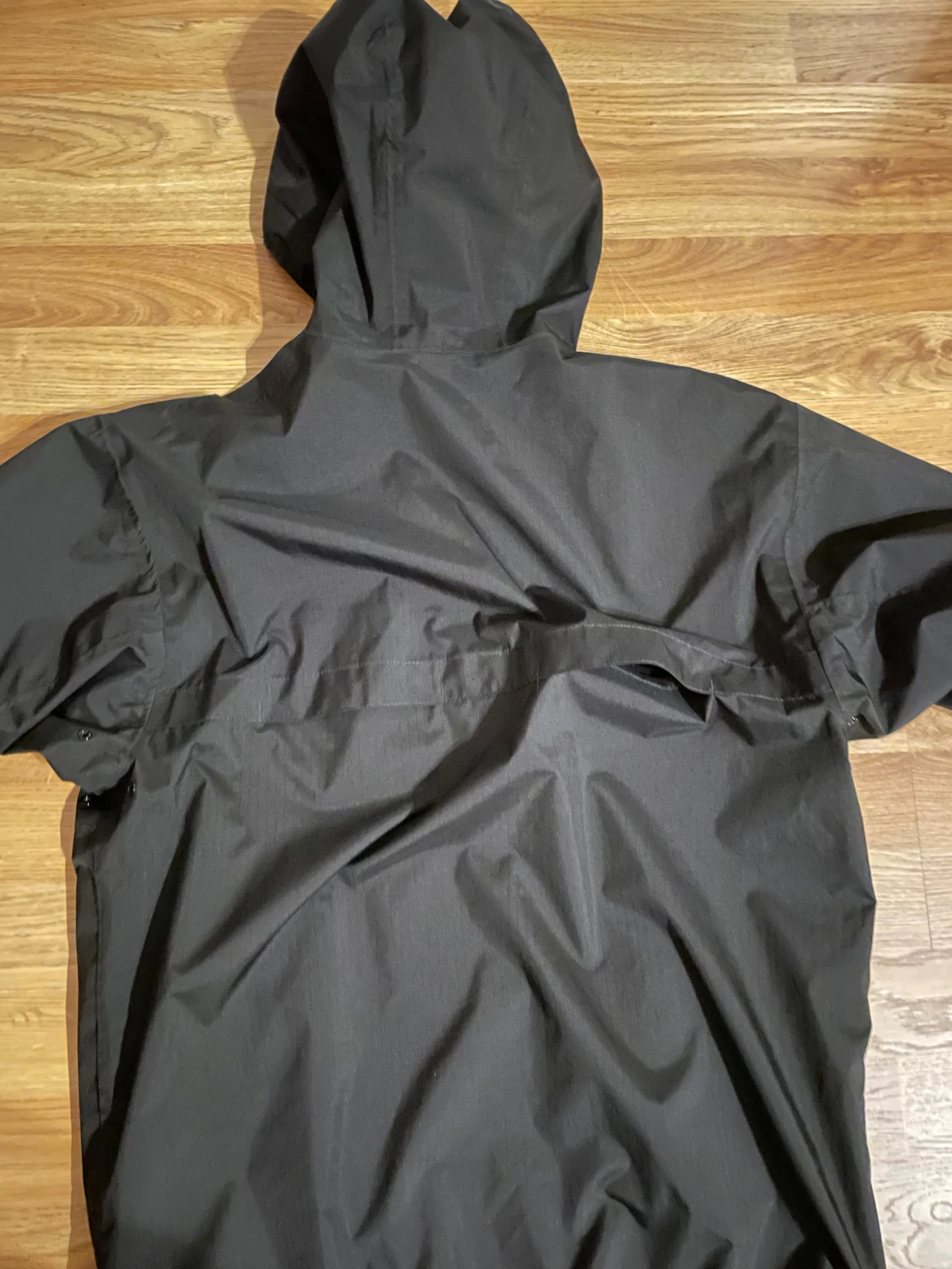 Svart vindjacka från Helly Hansen - 3