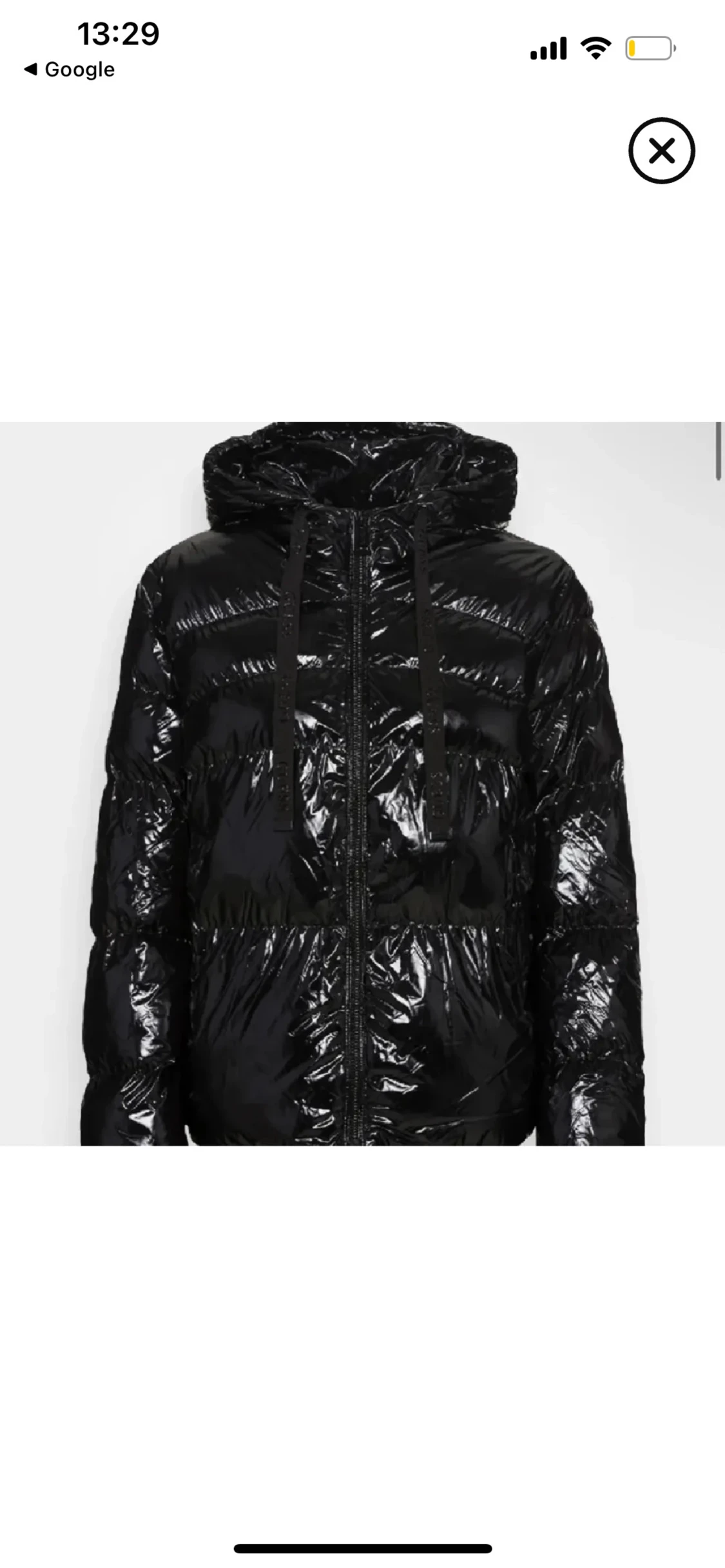 Svart pufferjacka från Guess